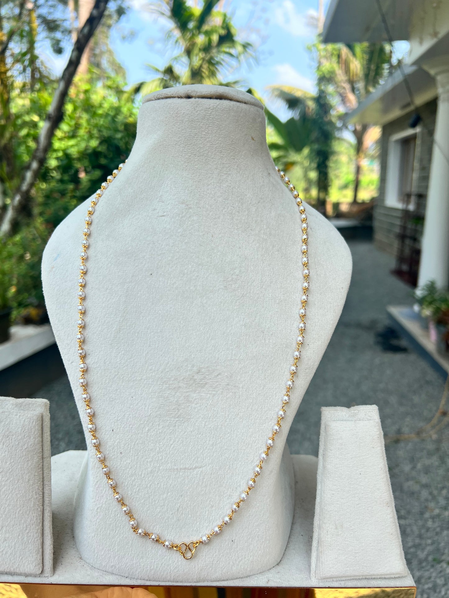 Premium daily wear gold plated pearl 8pidi (24inch )chains product code G20