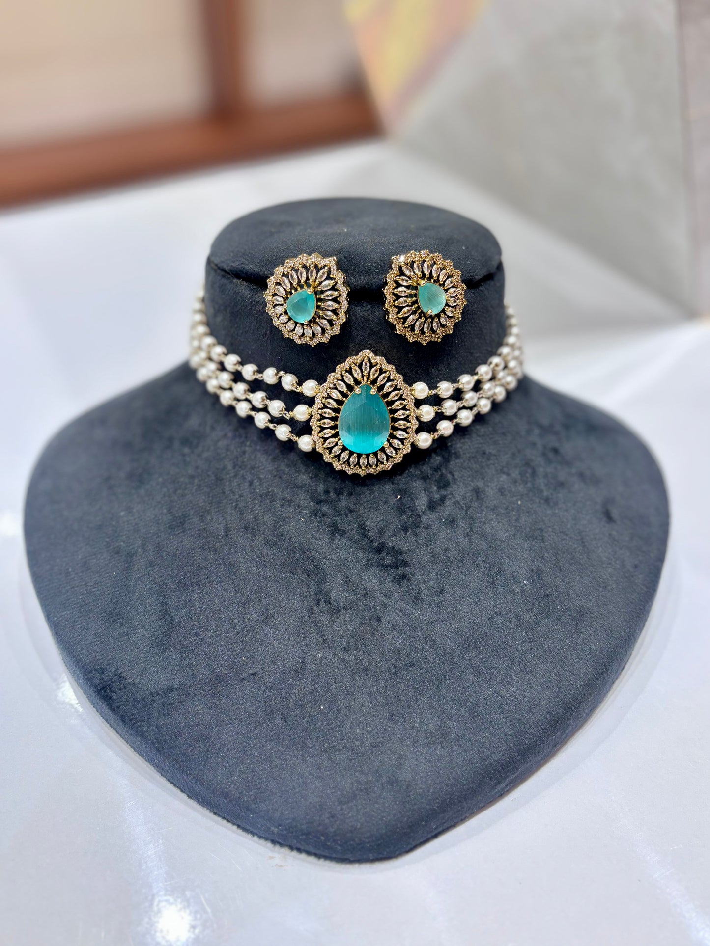 Premium Victorian 3layer choker set product code N225