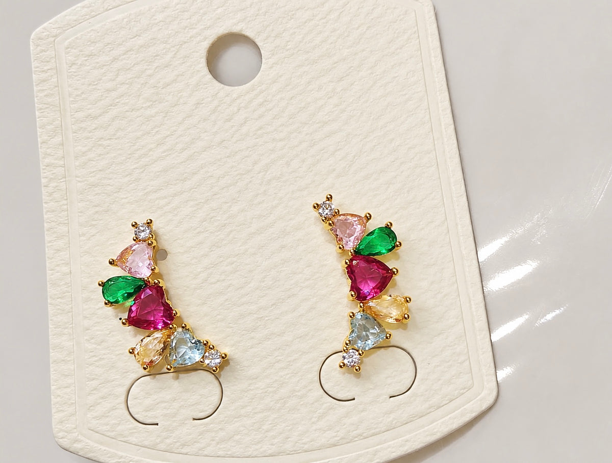 Premium 18k gold plated heart shaped earrings product code AT35