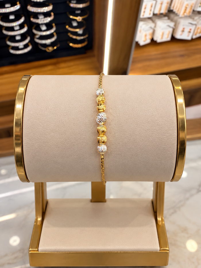 Premium gold plated two tone openable bangle Product code B234
