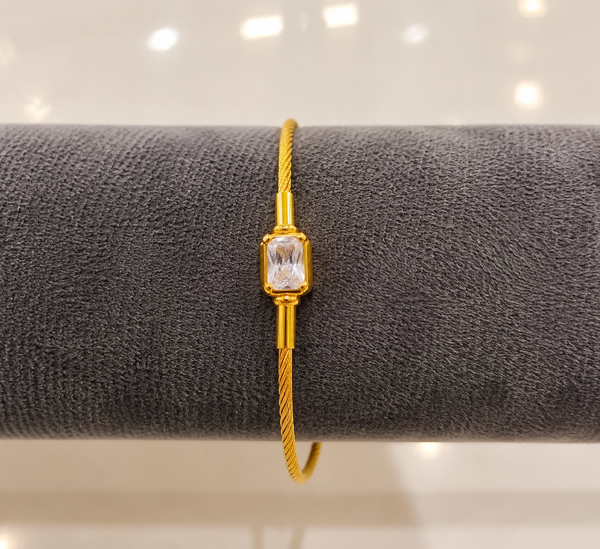Premium anti tarnish adjustable bracelet