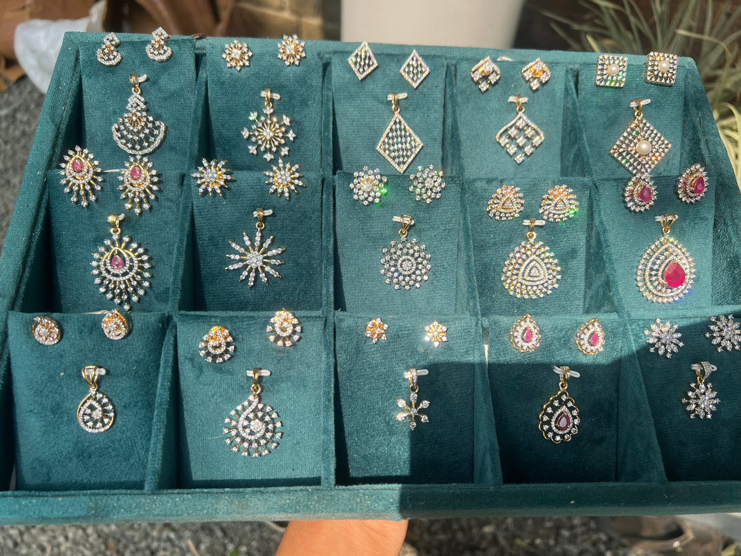 Premium diamond finish party wear repolishable pendant set product code D225