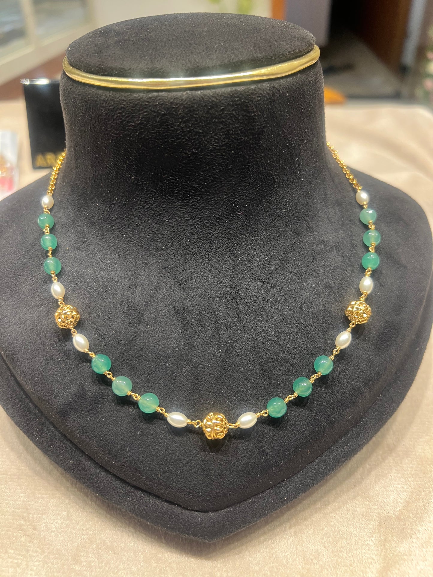 Premium quality handmade beads and pearl necklace product code P98