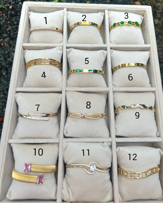 Premium imported anti tarnish openable bracelet product code 08
