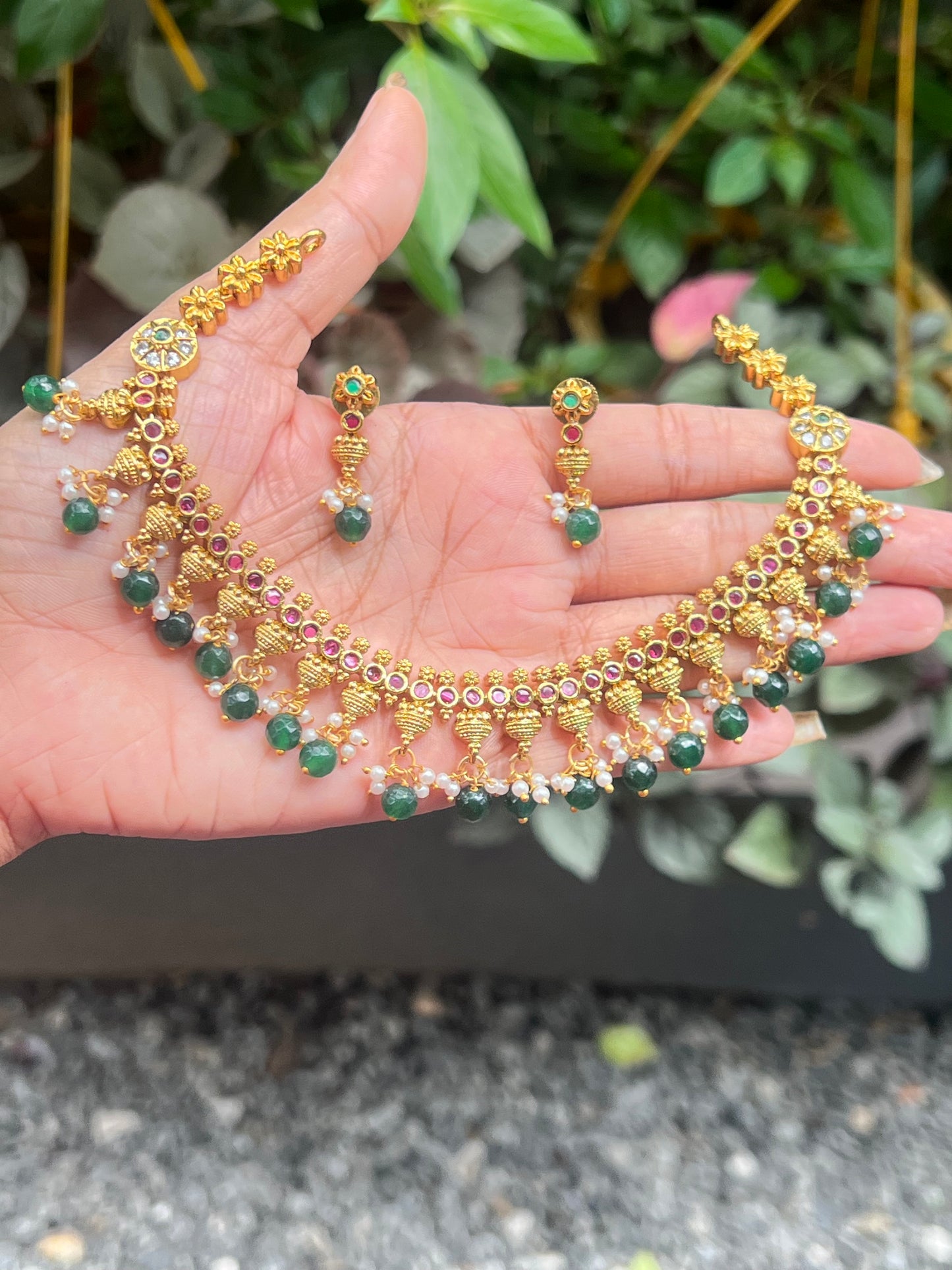 Premium quality non idol floral beads hanging necklace set product code T24