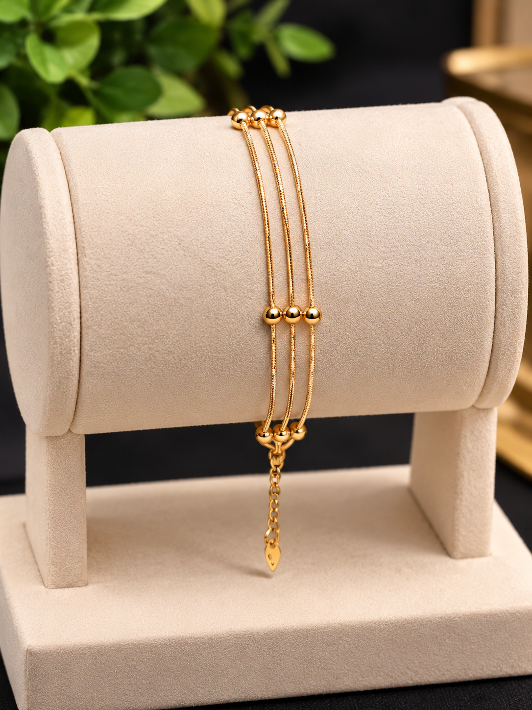 Premium anti tarnish stainless steel adjustable bracelet