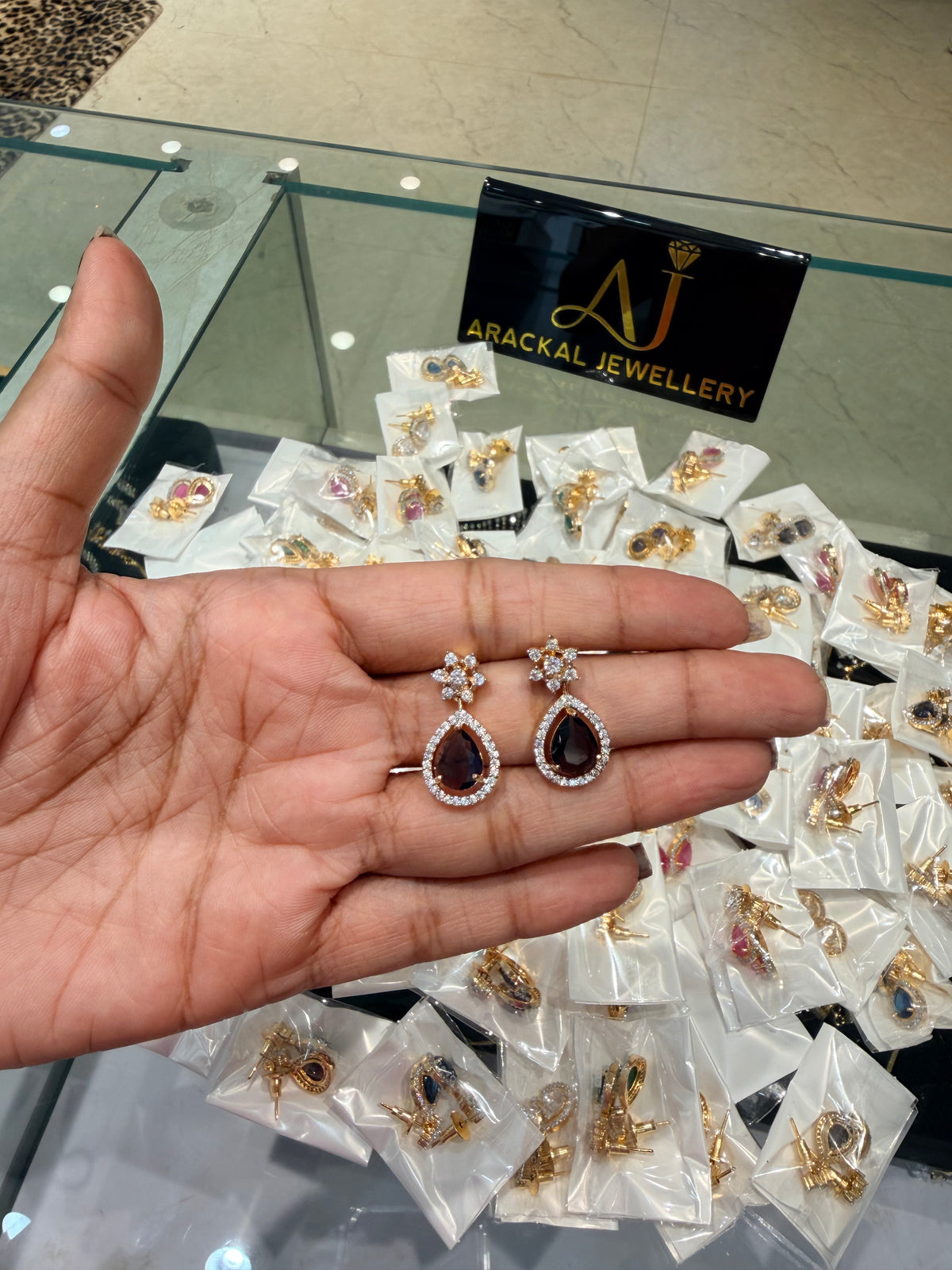 Premium diamond finish earrings product code E236