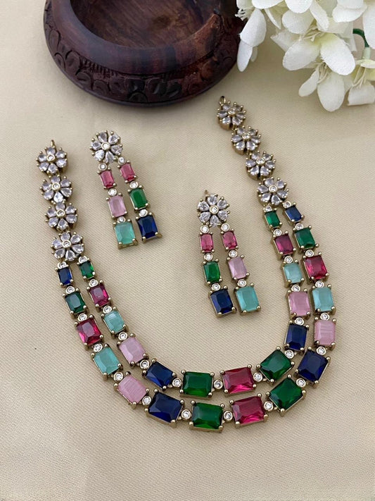 Victorian ad Layer Necklace Set