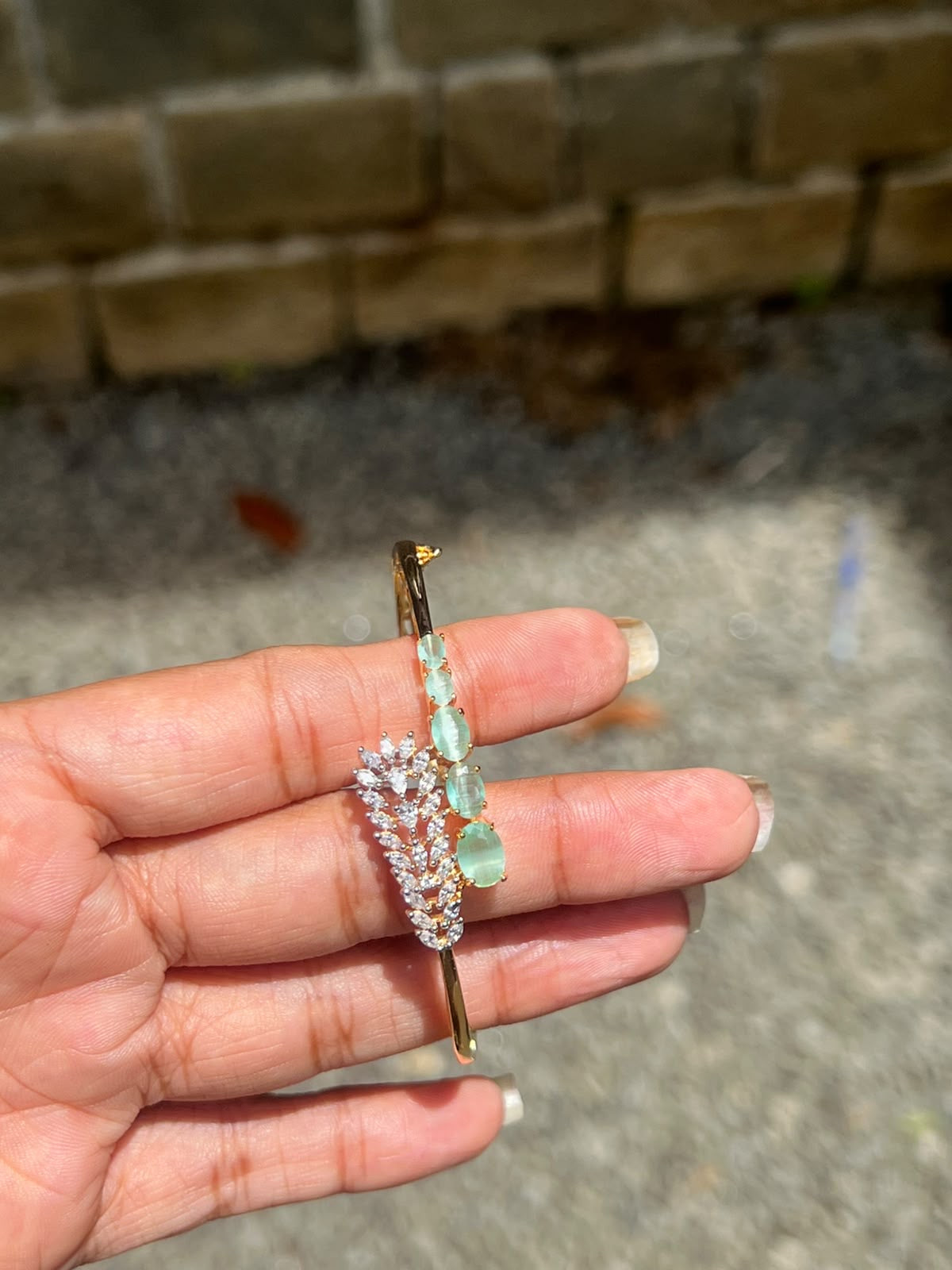 Premium daimond finish openable bracelet product code B64