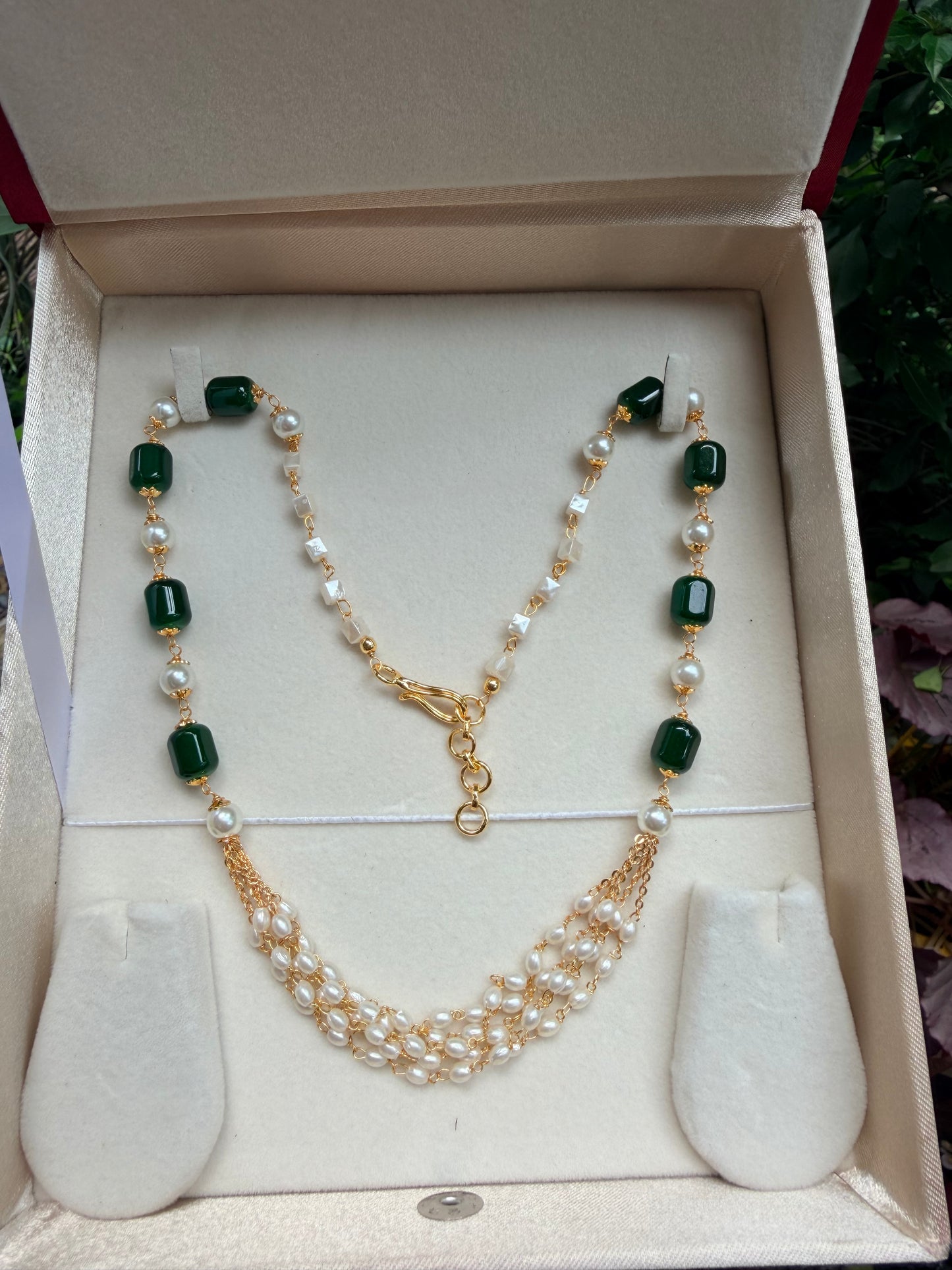 Premium quality pearl layer necklace product code P160