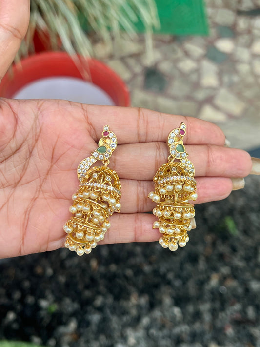 Premium antique gold ad earings product code E100