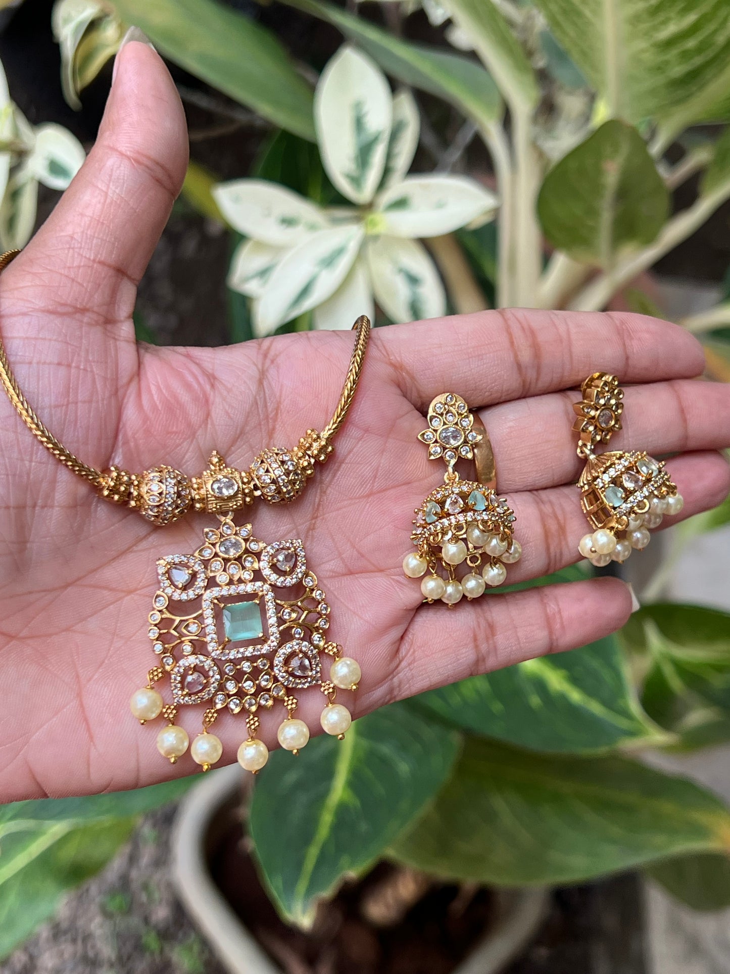 Trending ad pendant with jhumka necklace product code 1278