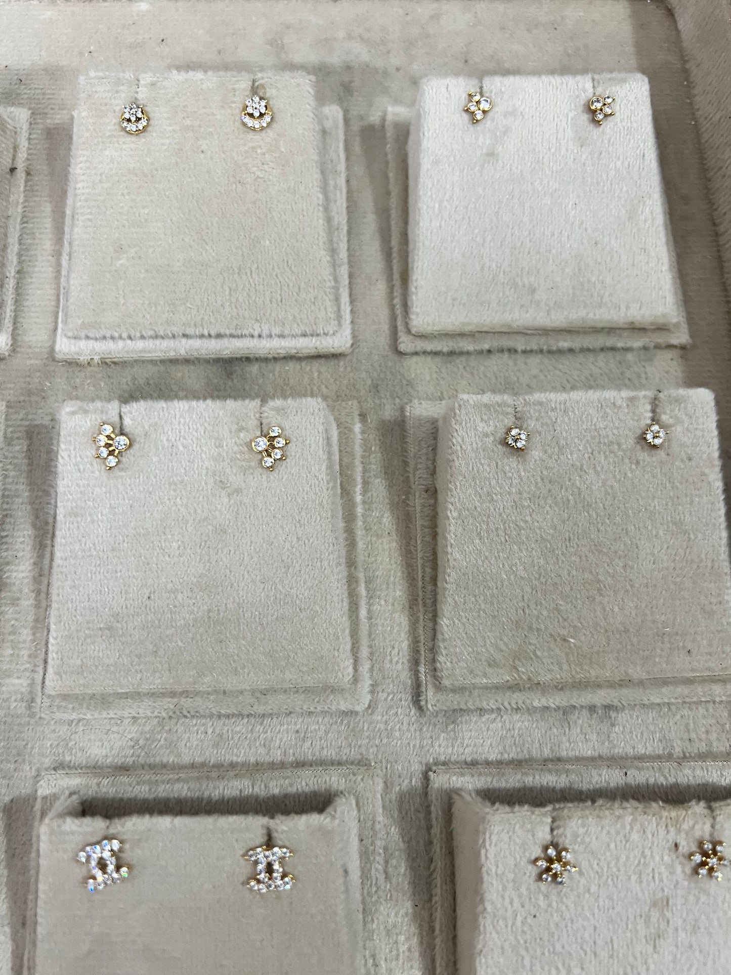 Premium daily wear anti tarnish screw back second stud /nosepin/ kids stud