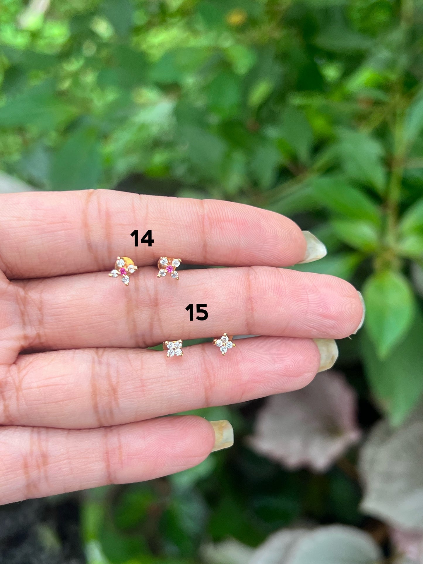 Gold plated second stud/earings  with back screw product code G70
