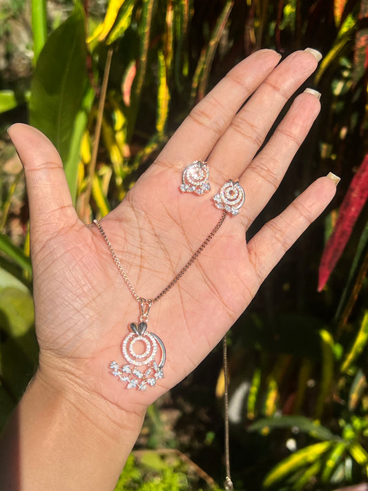 Premium Rosegold polish pendant set with chain product code D203