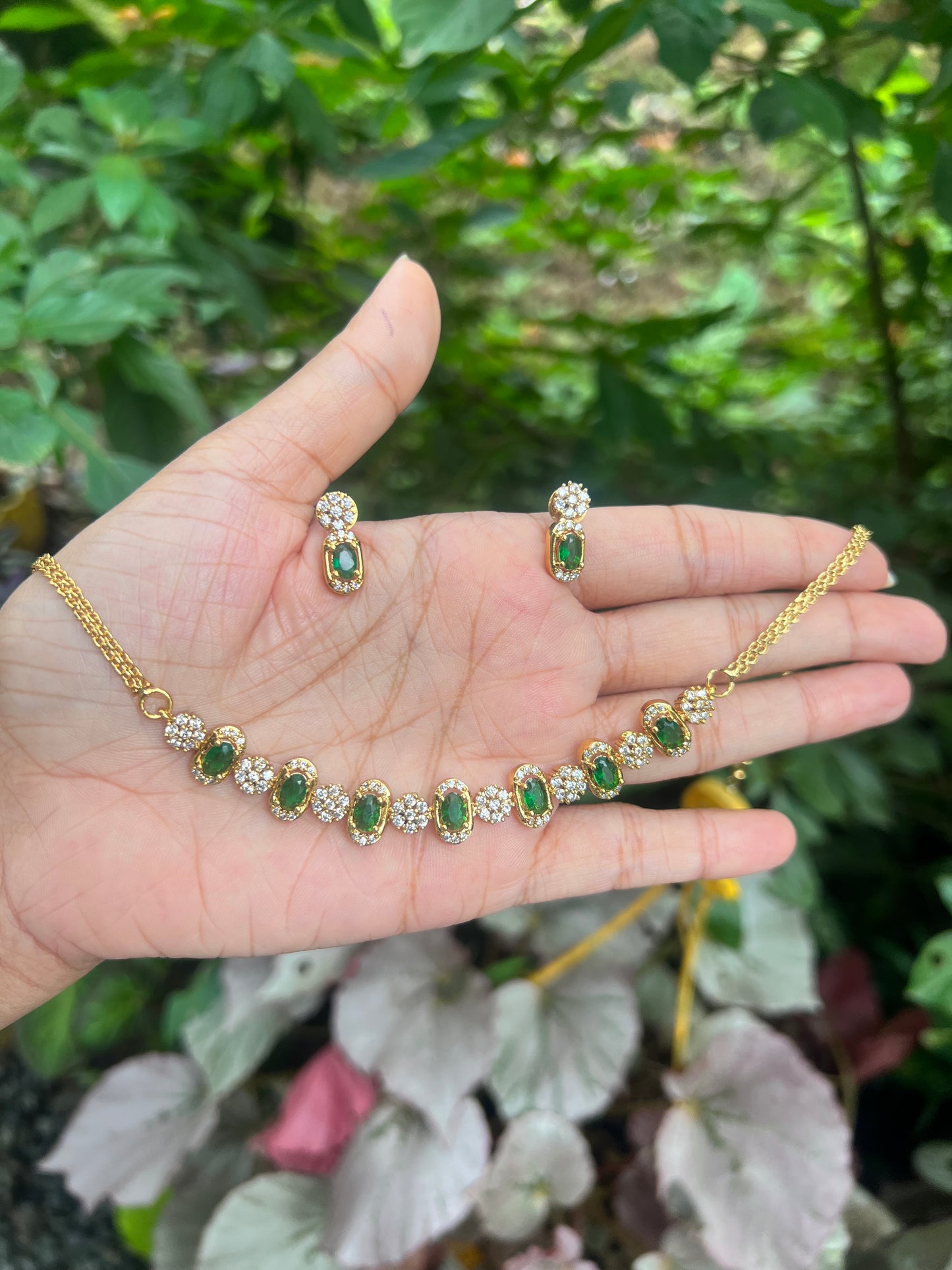 Premium ad antique gold kids friendly choker set product code T95
