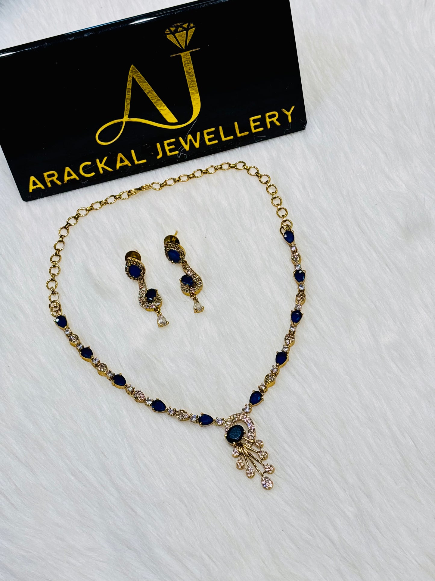 Premium ad floral necklace product code N326