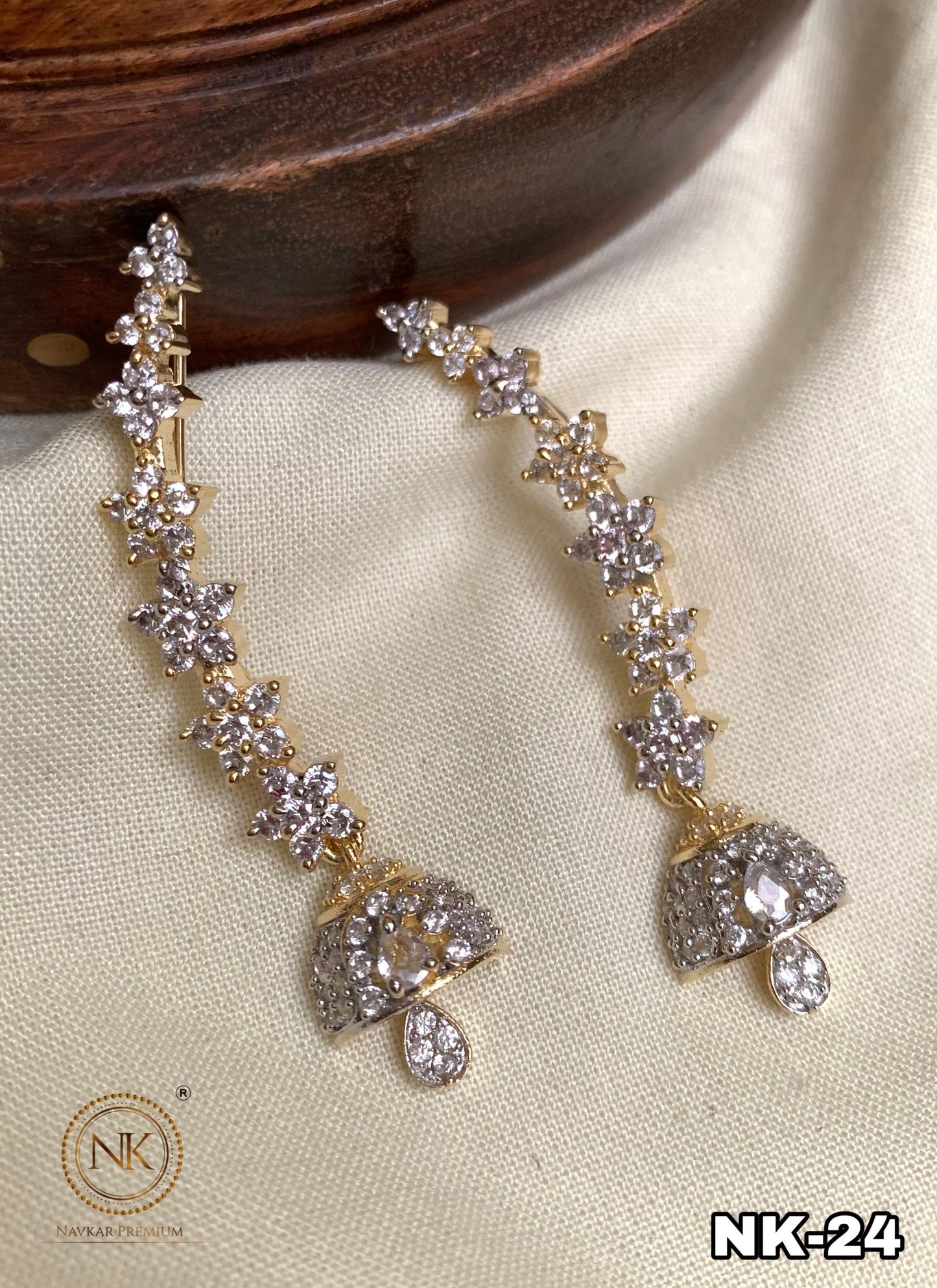 Premium daimond replica ear cuff product code E44