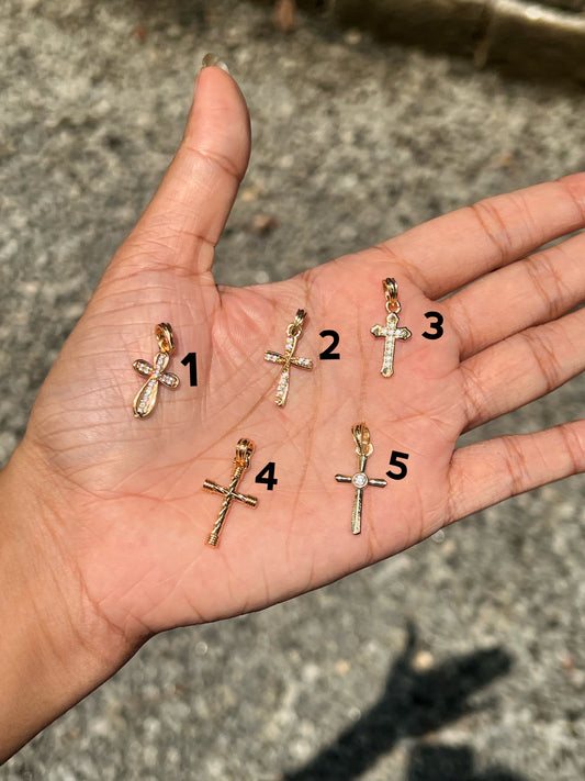 Premium gold plated daily use cross pendant product code G92