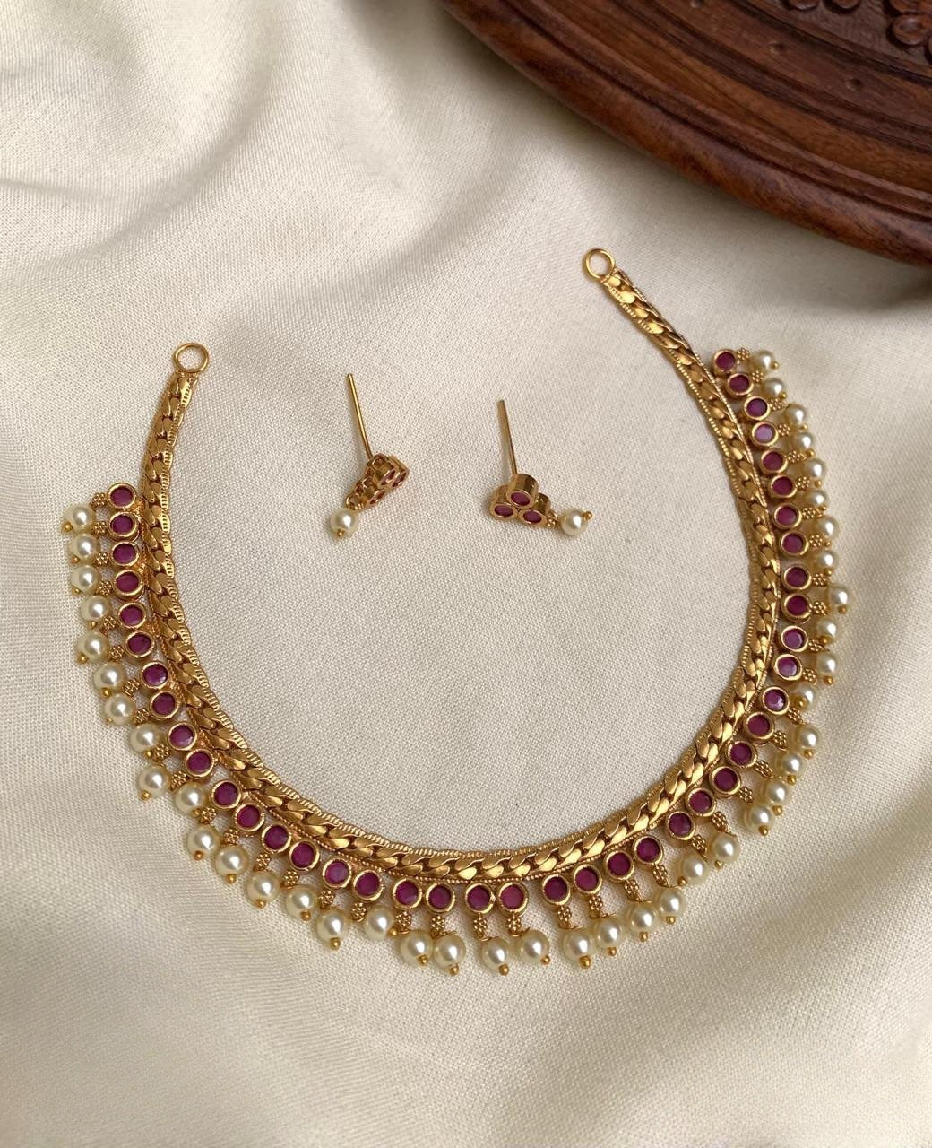 Premium quality designer shimmering stone necklace product code 93