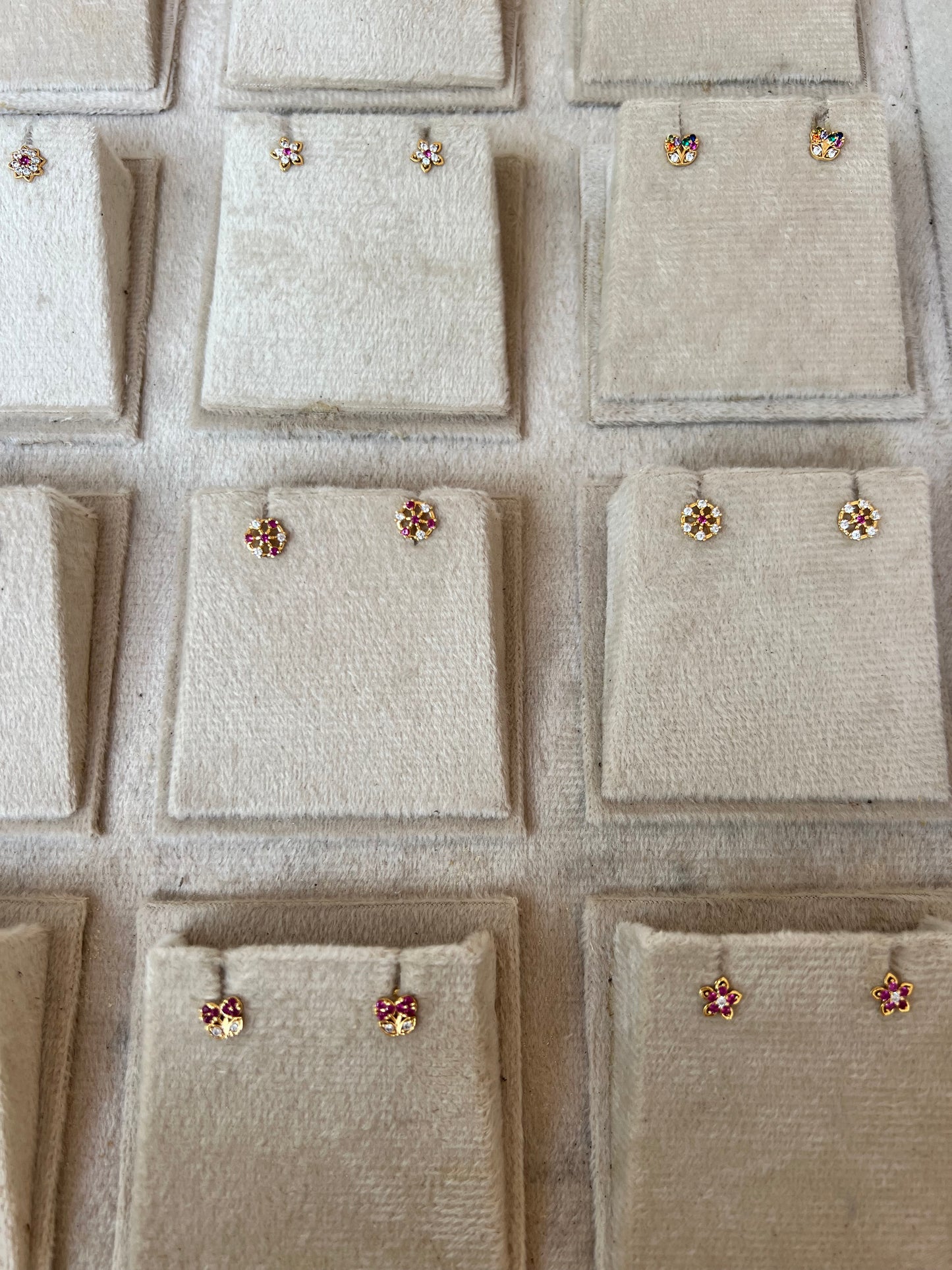 Premium quality ad daily wear screw back second studs /small kids friendly stud