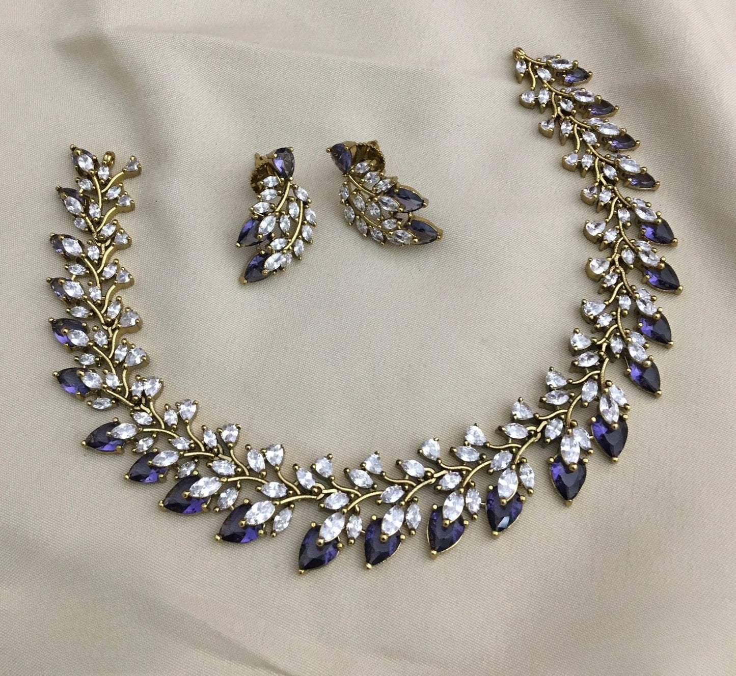 Premium bridal Ad leaf necklace product code 656