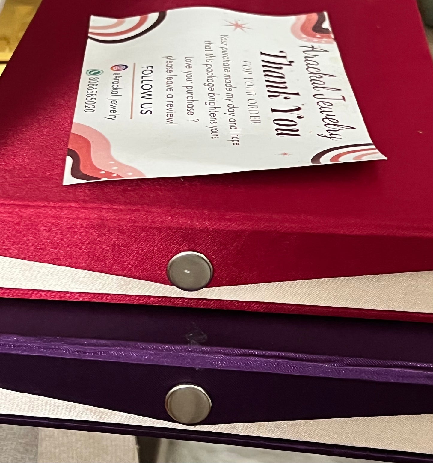 Jewellery box for necklace ,chain and earrings product code G03