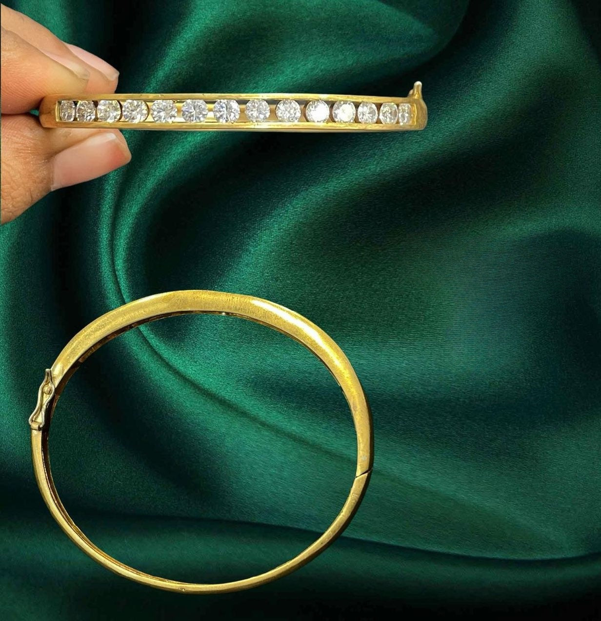 Premium daimond finish openable bracelet product code B02