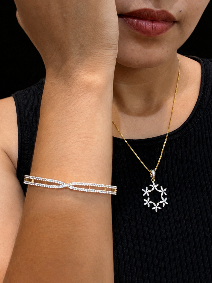 Premium diamond finish party wear adjustable bracelet product code B200