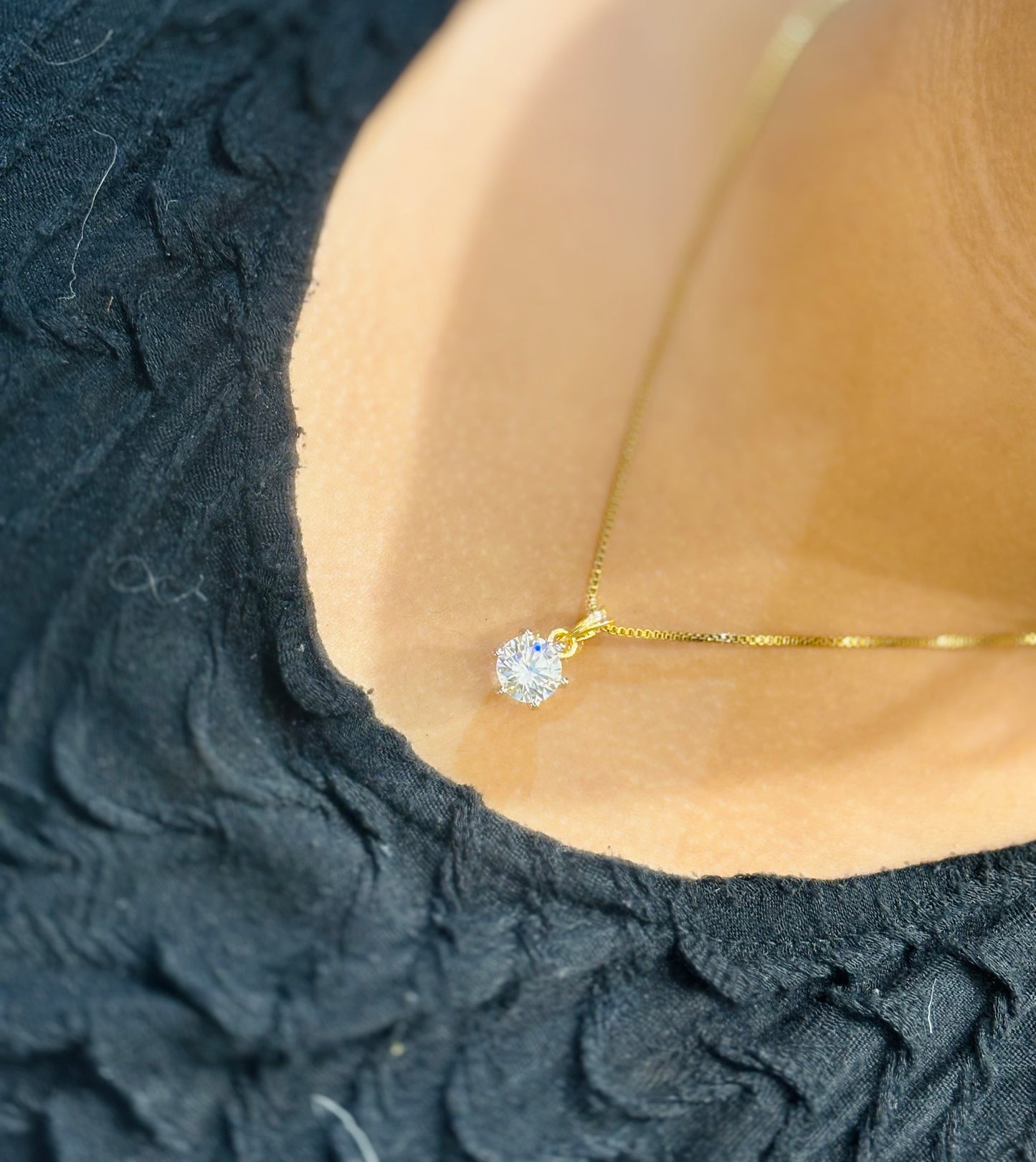 Premium daimond replica pendant set with chain product code N388