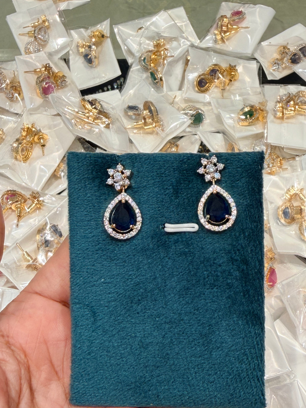Premium diamond finish earrings product code E236