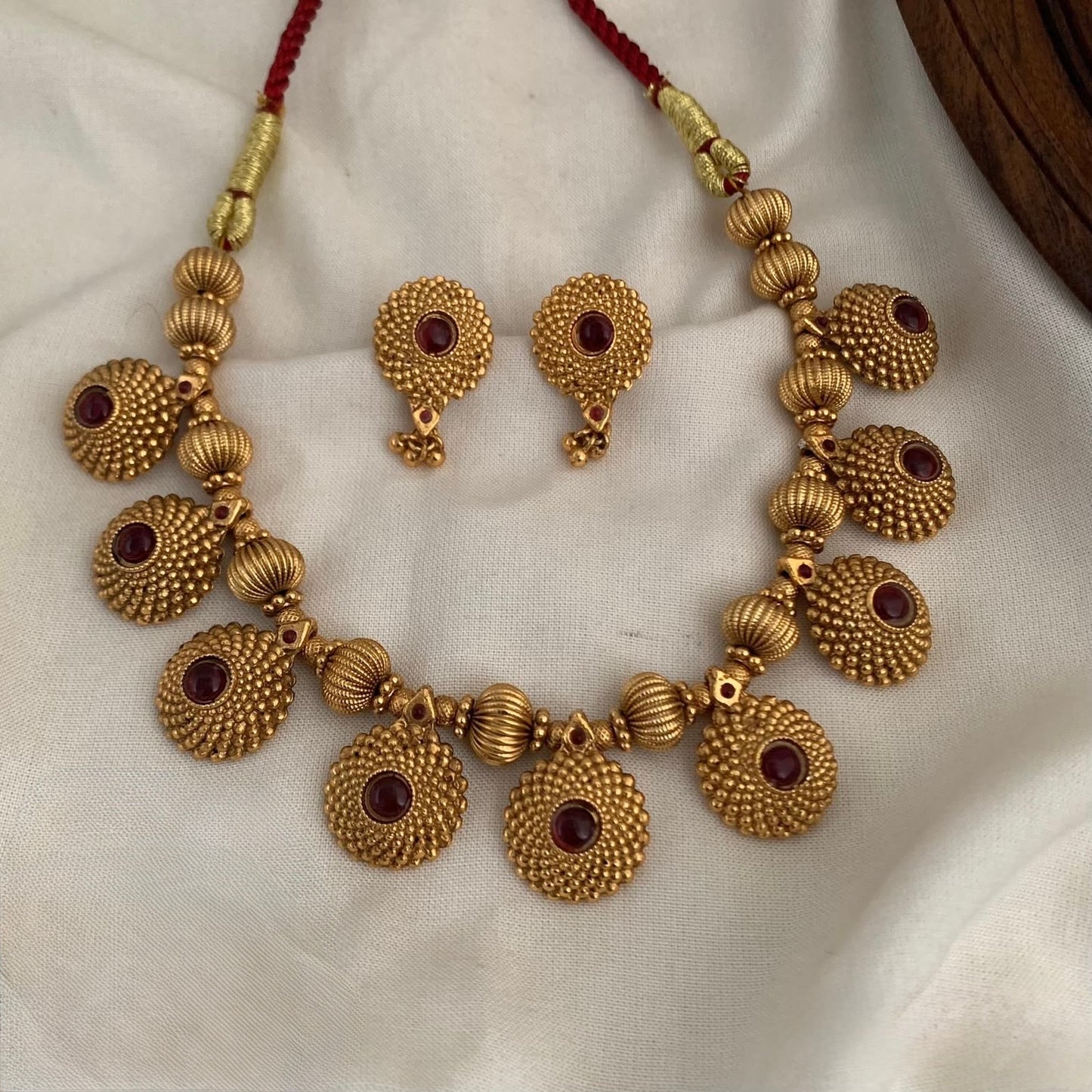 Premium heritage traditional handcrafted antique gold replica designer necklace set product code T130