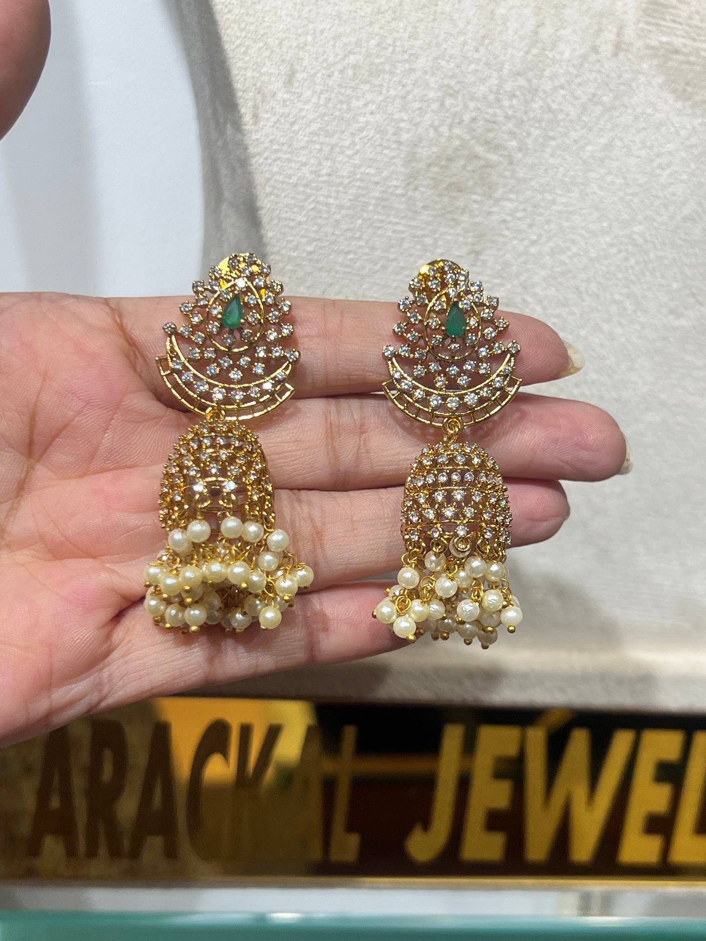 Premium beautiful bridal ad jhumka product code E171
