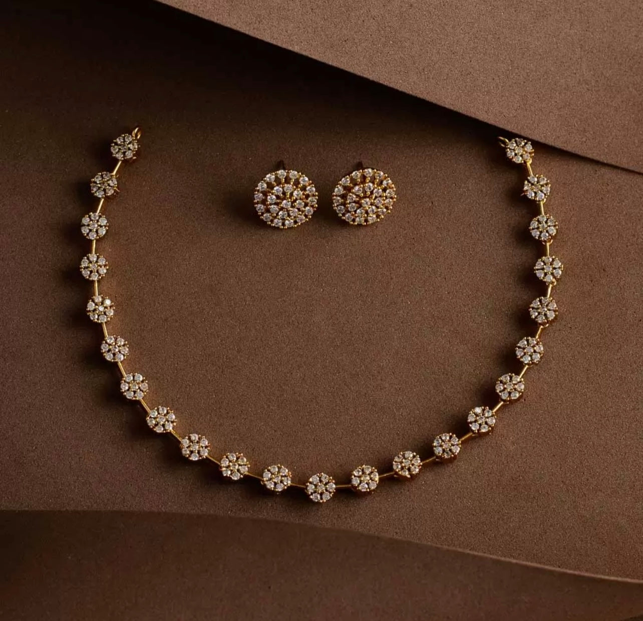 Trending ad floral necklace product code 160