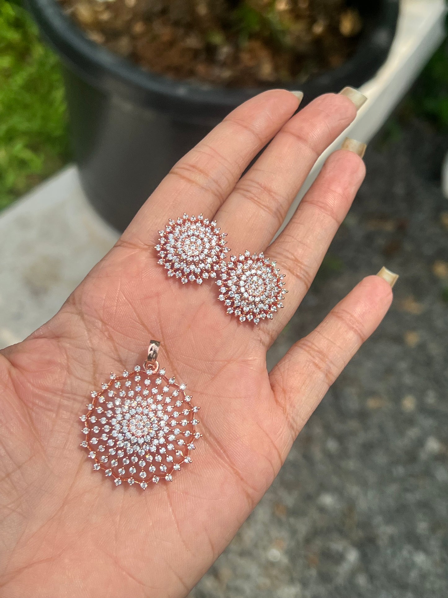 Premium daimond finish bridal wear  pendant  chain set product code 51