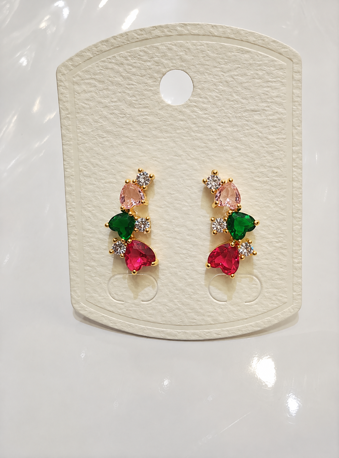 Premium 18k gold plated heart shaped earrings product code AT35