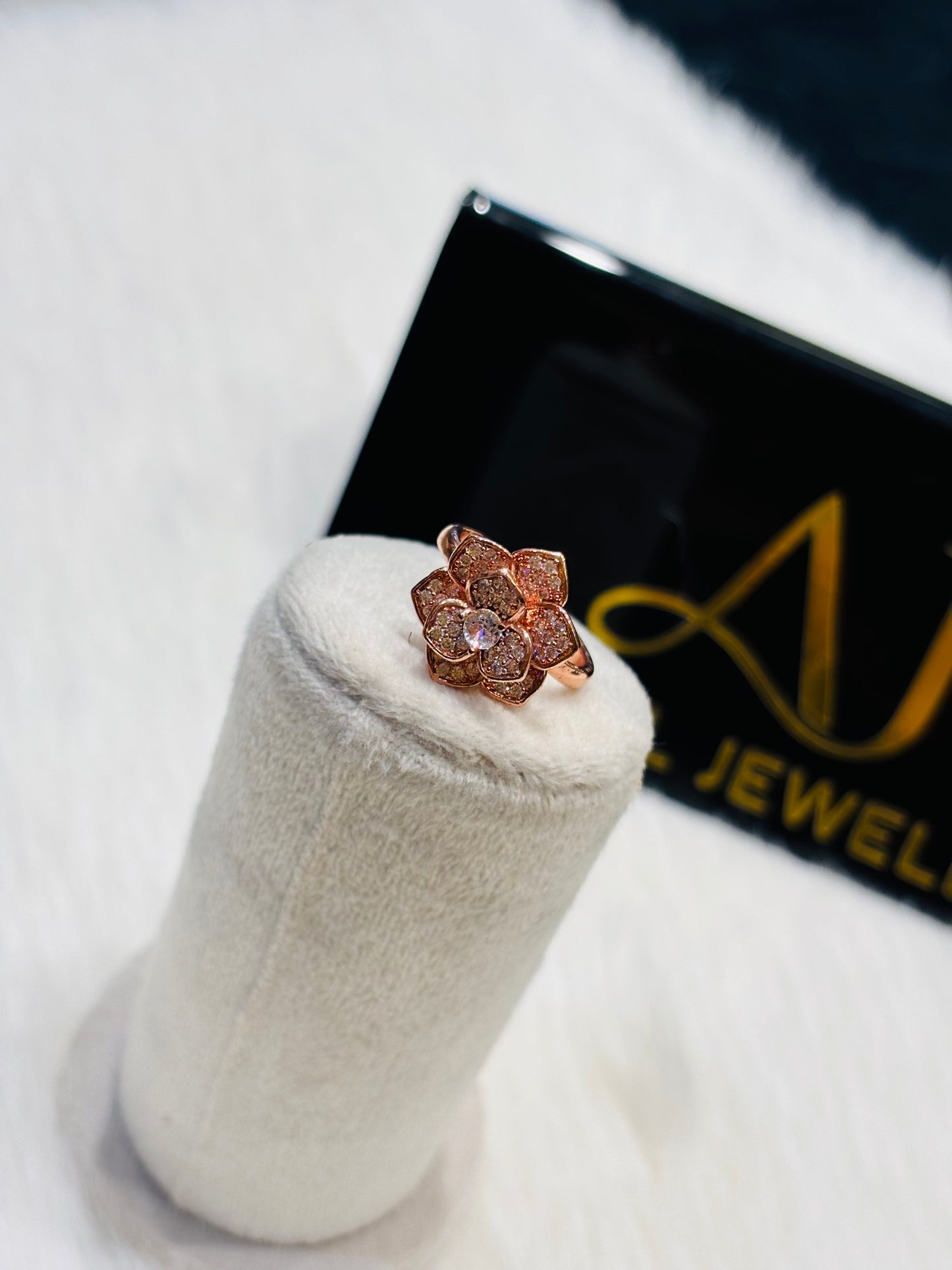 Premium anti tarnish spinning rose gold adjustable statement rings product code R12