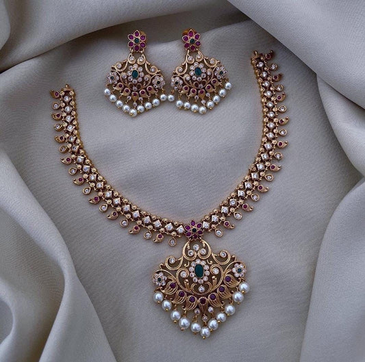 Premium ad kemp floral necklace