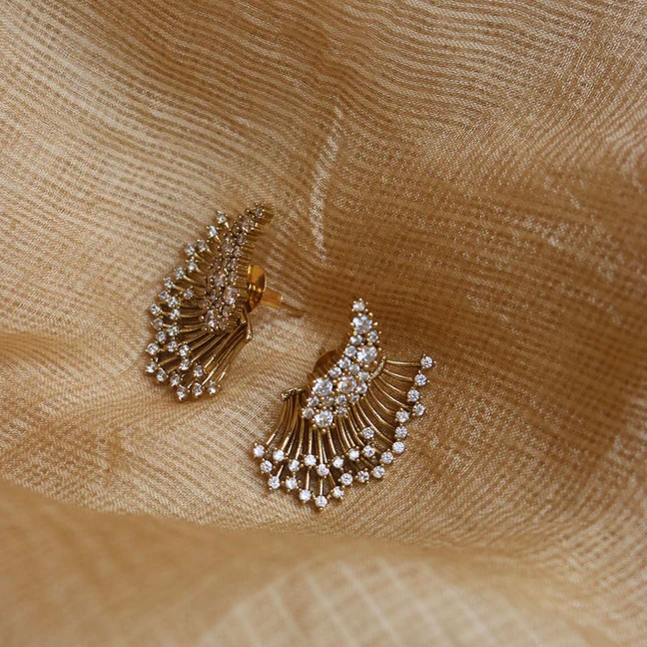 Premium 3in 1 wings earing