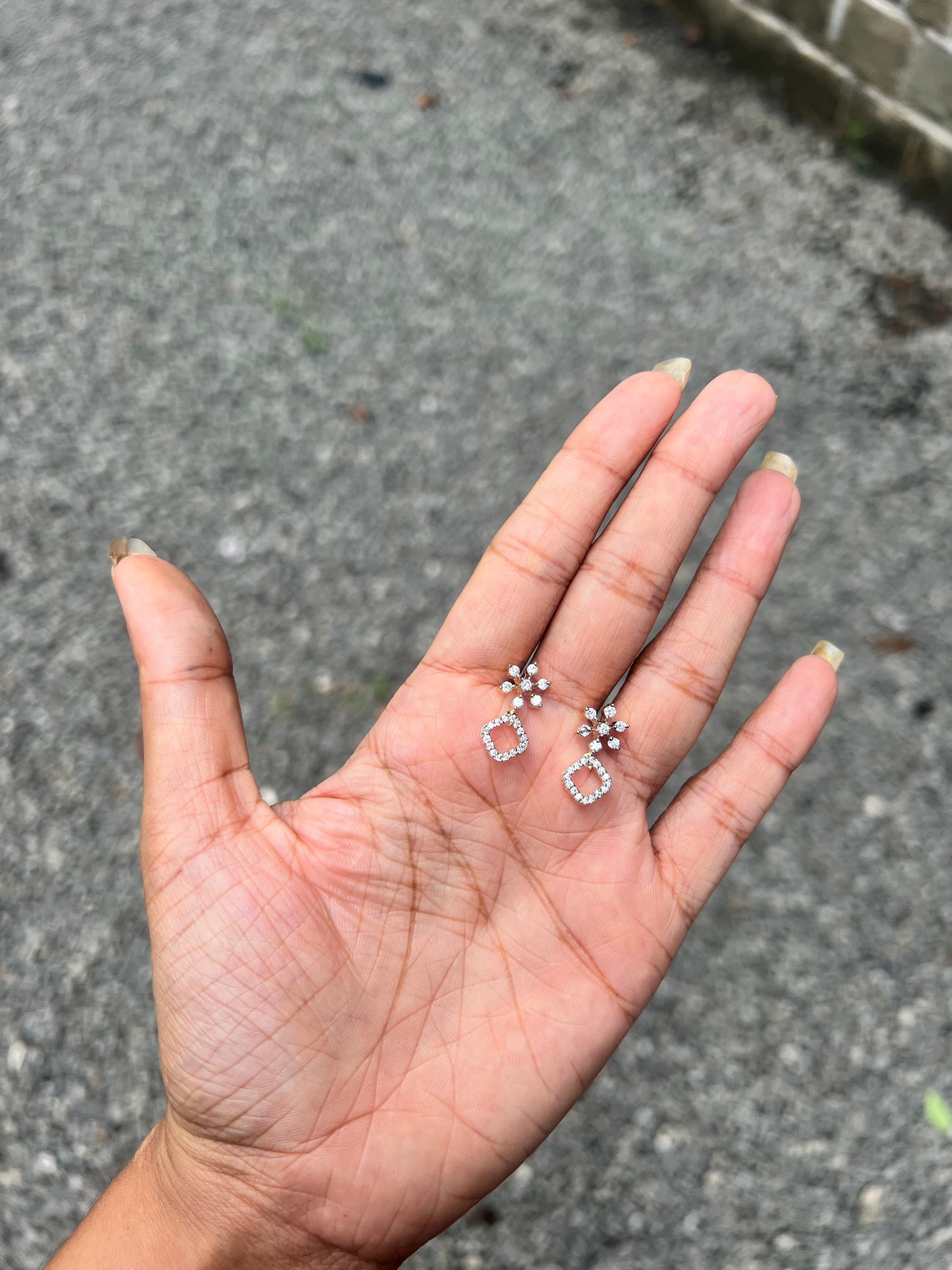 Premium diamond finish stud