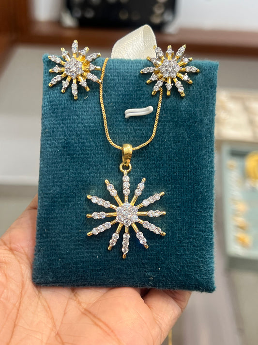 Premium diamond GJ polish and gold polish sunshine pendant set with chain product code D222