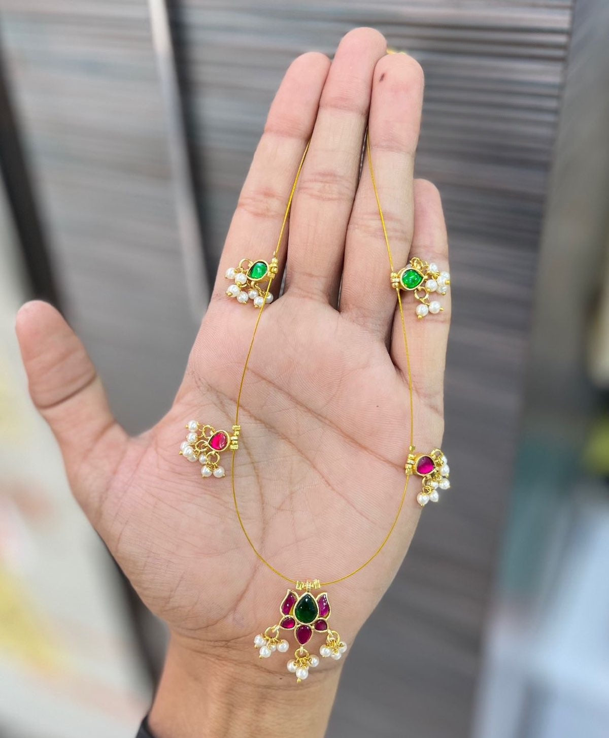 Invisible lotus necklace product code 907