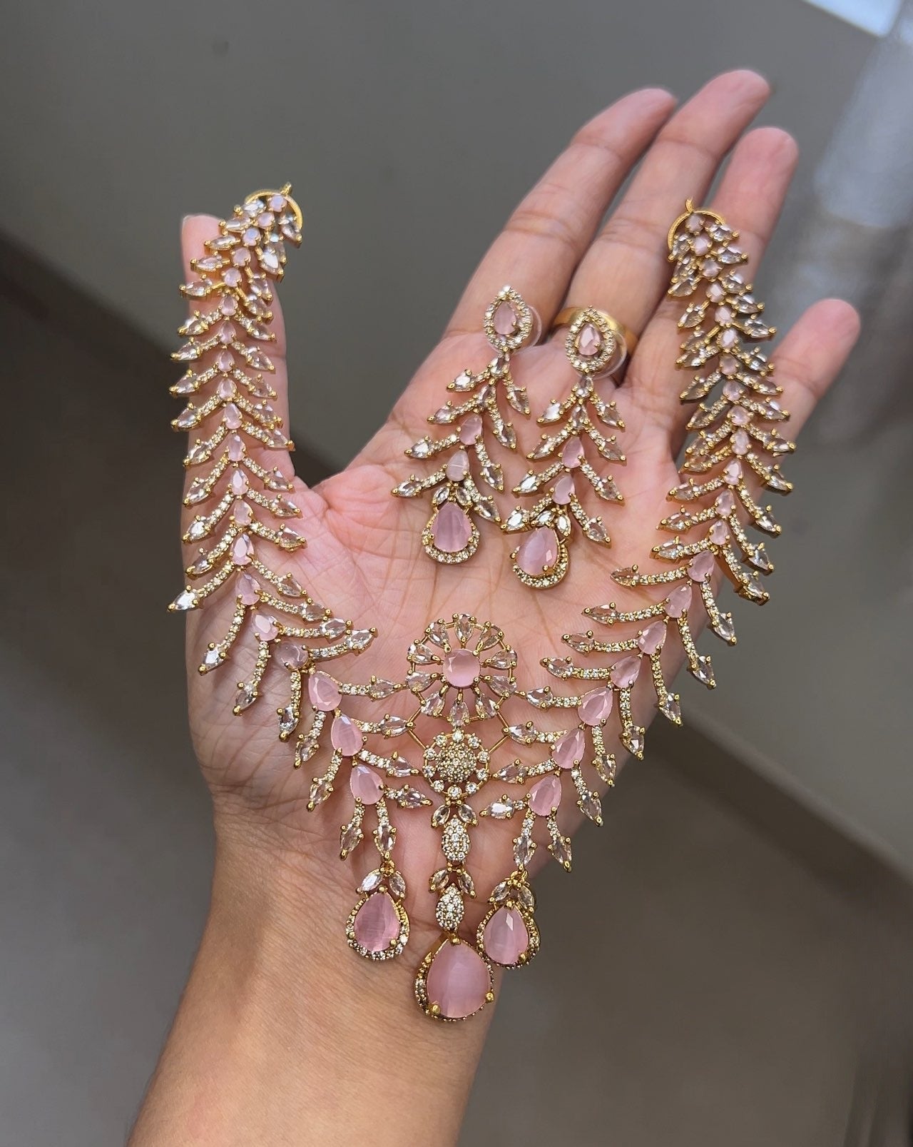 Ad bridal necklace