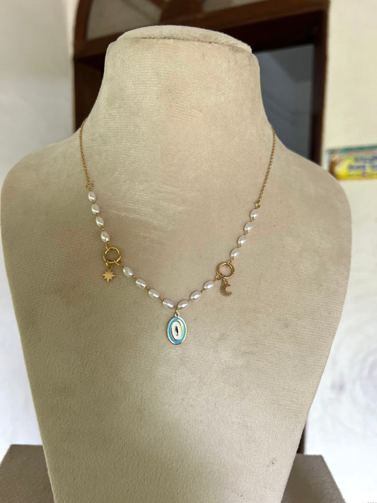 Premium daily pearl evil eye necklace