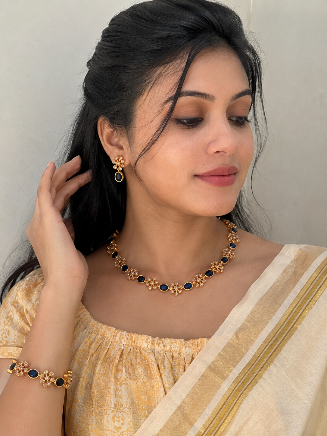 Premium quality ad gold plated floral necklace set product code G137