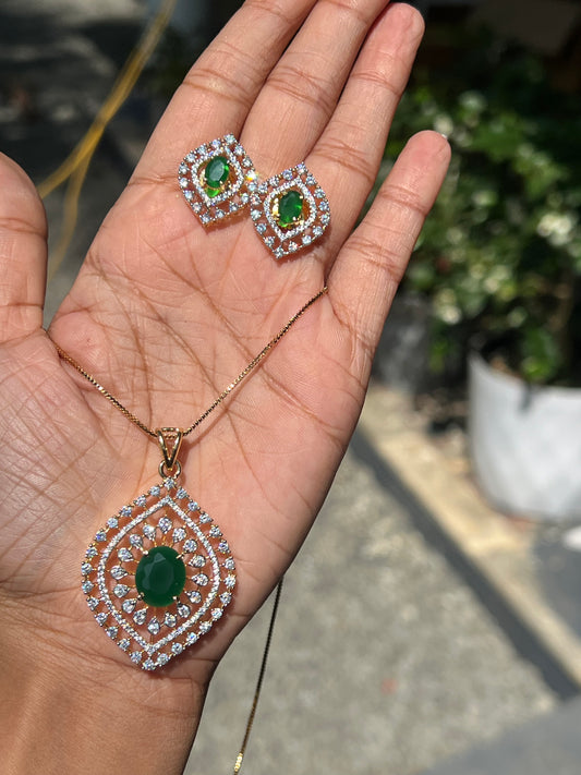 Premium diamond finish pendant chain set product code D40