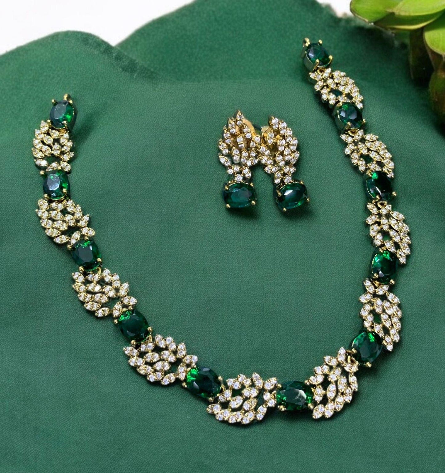 Premium ad leaf necklace product code 731