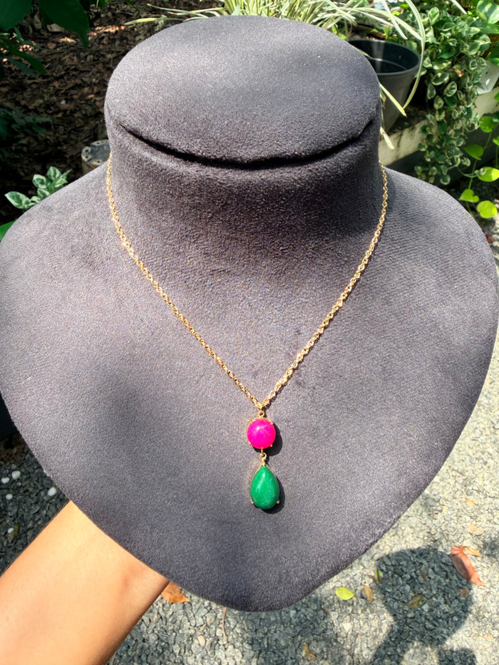 Premium quality precious stone necklace Product code AT43