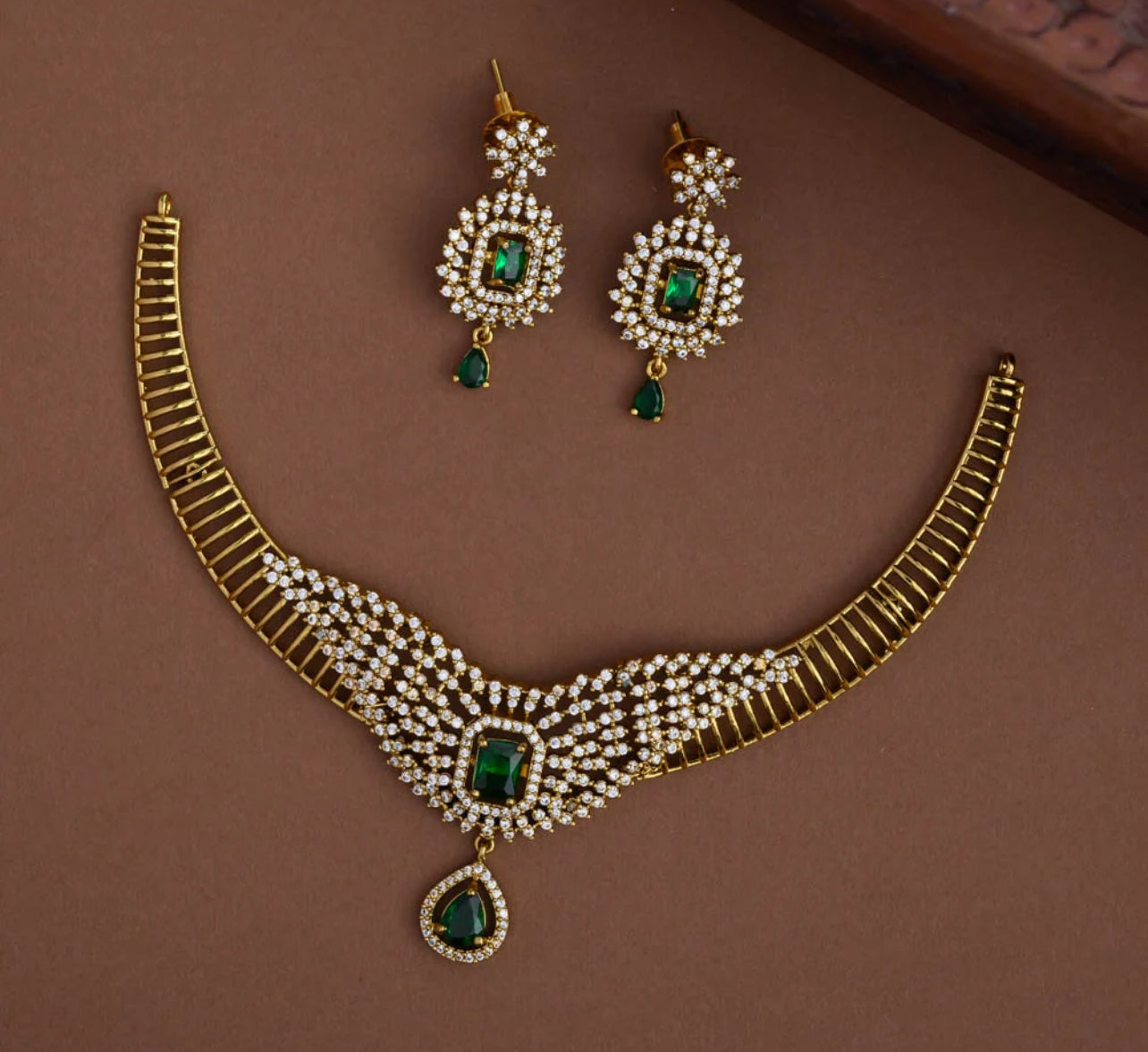 Premium ad designer necklace product code 350