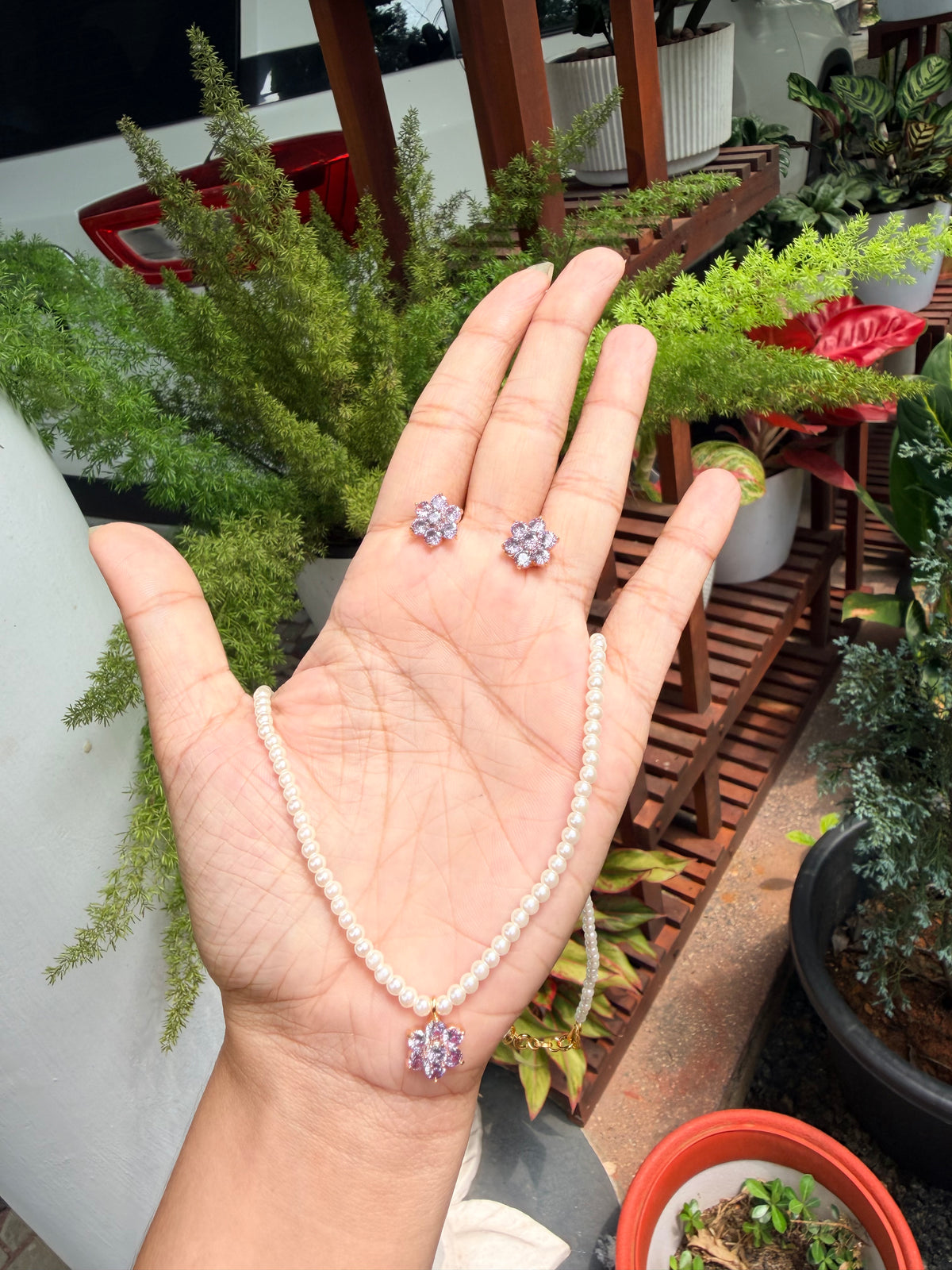 Premium gold plated pearl one layer chain with ad star  pendant with stud Product code P170